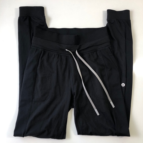 lululemon athletica Pants - Lululemon Throwback Base Runner High Rise Jogger Black Size 2